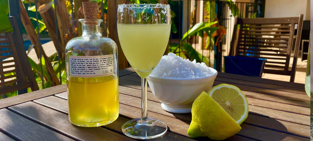 Limoncello mit Zitronen und Salz aus Gin Eva Zitronenlikör